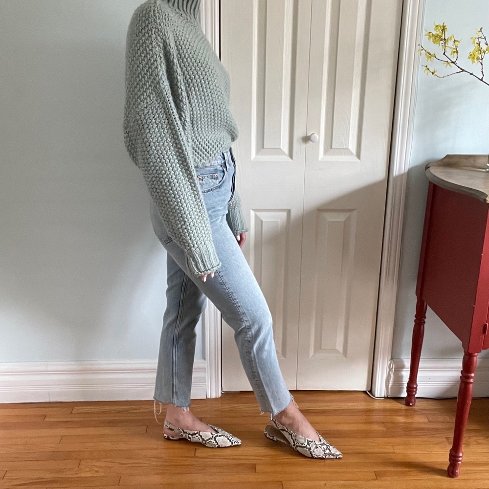 Sweater: H&M Green Chunky Heavy Knit Turtleneck (Women's Small) - Picture 4 of 10